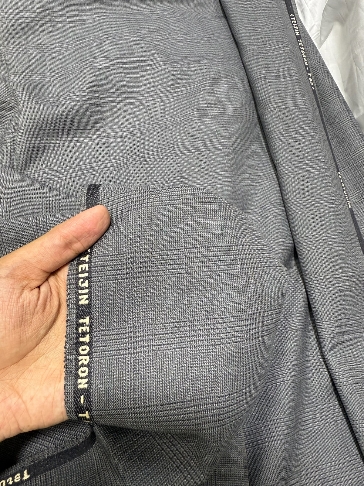 Luxury Worsted Wool Coats 15