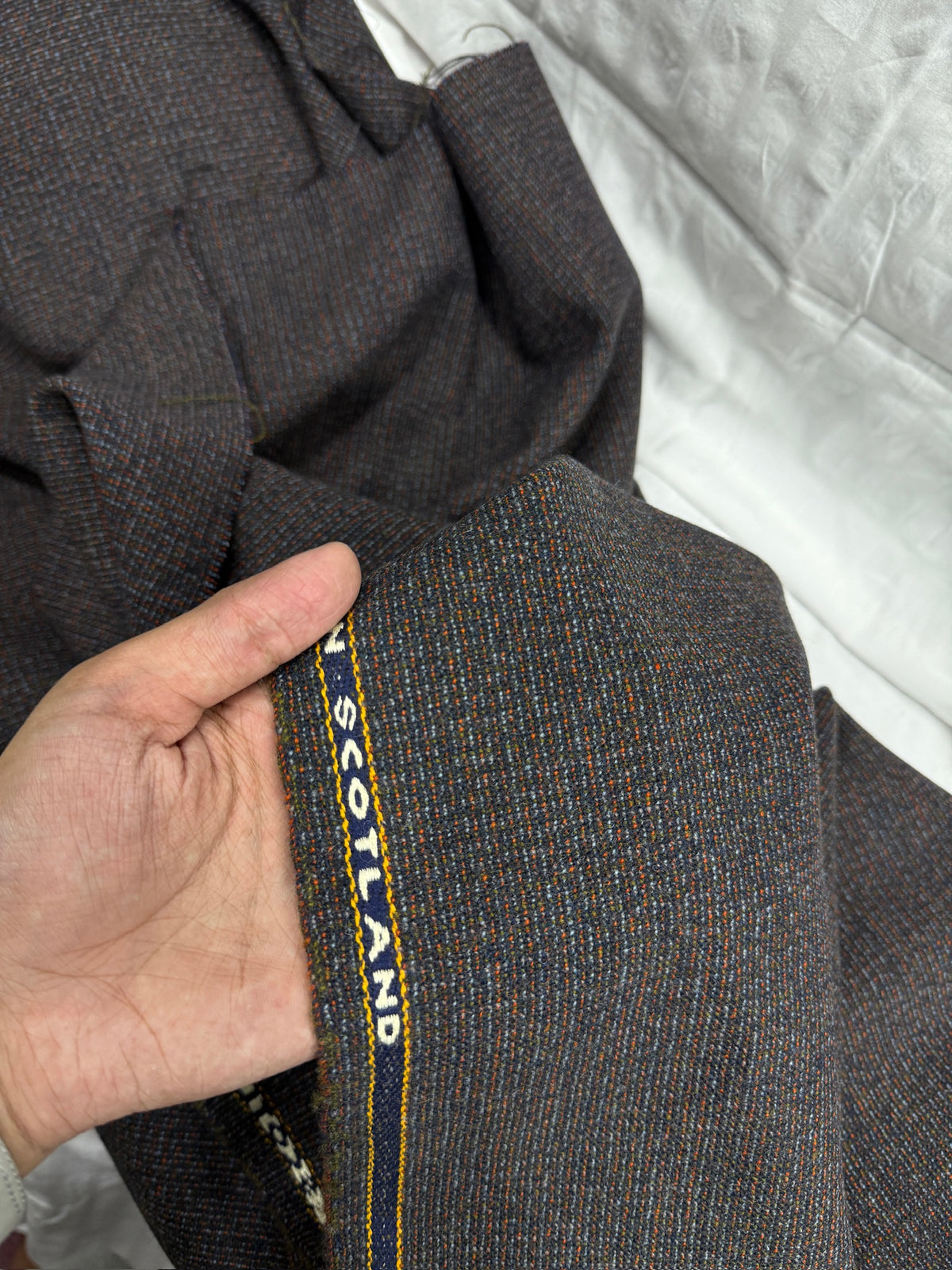 Luxury Wool Waistcoat (Japan/Korea) 13