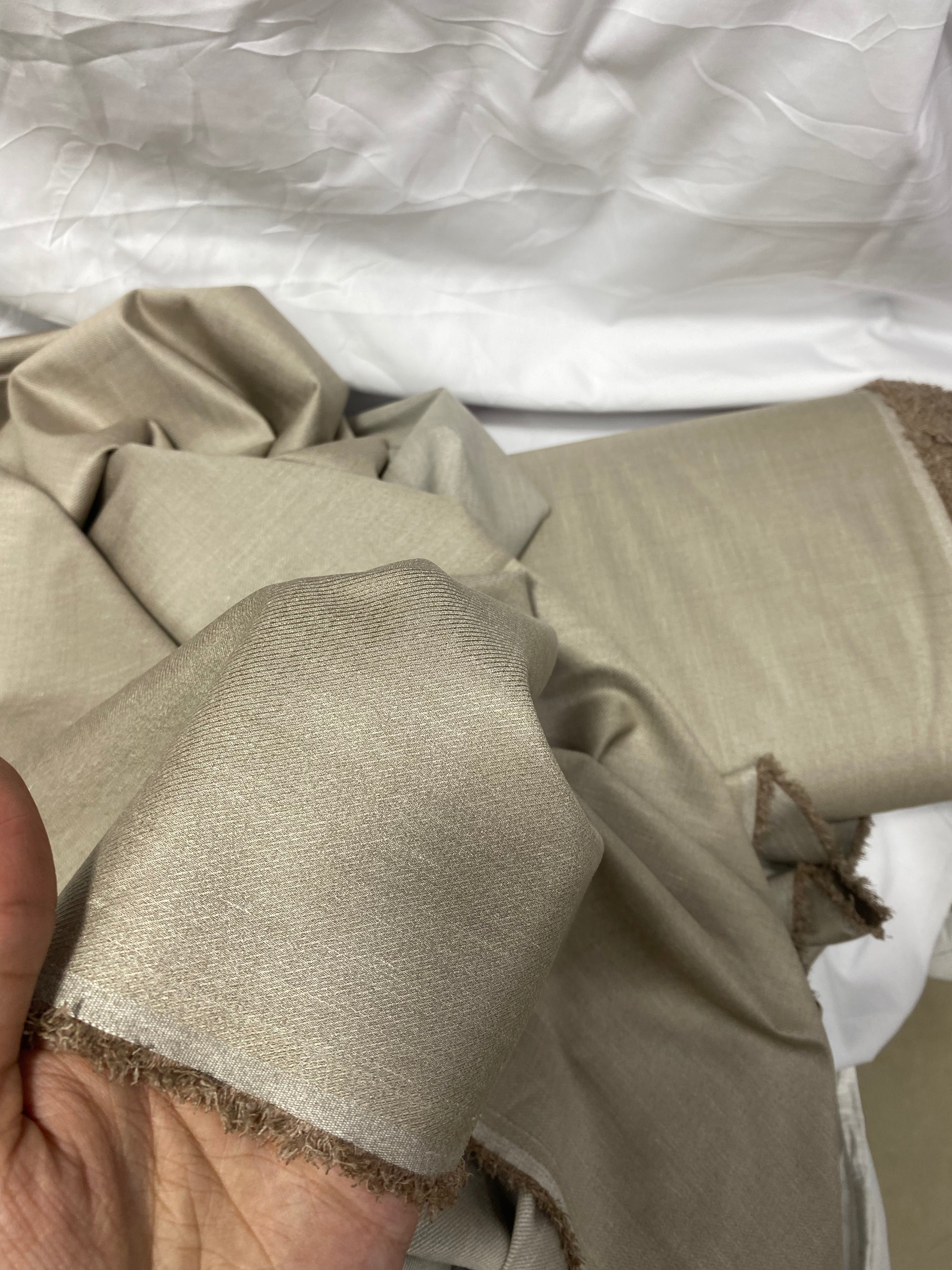 Premium Lot Suiting