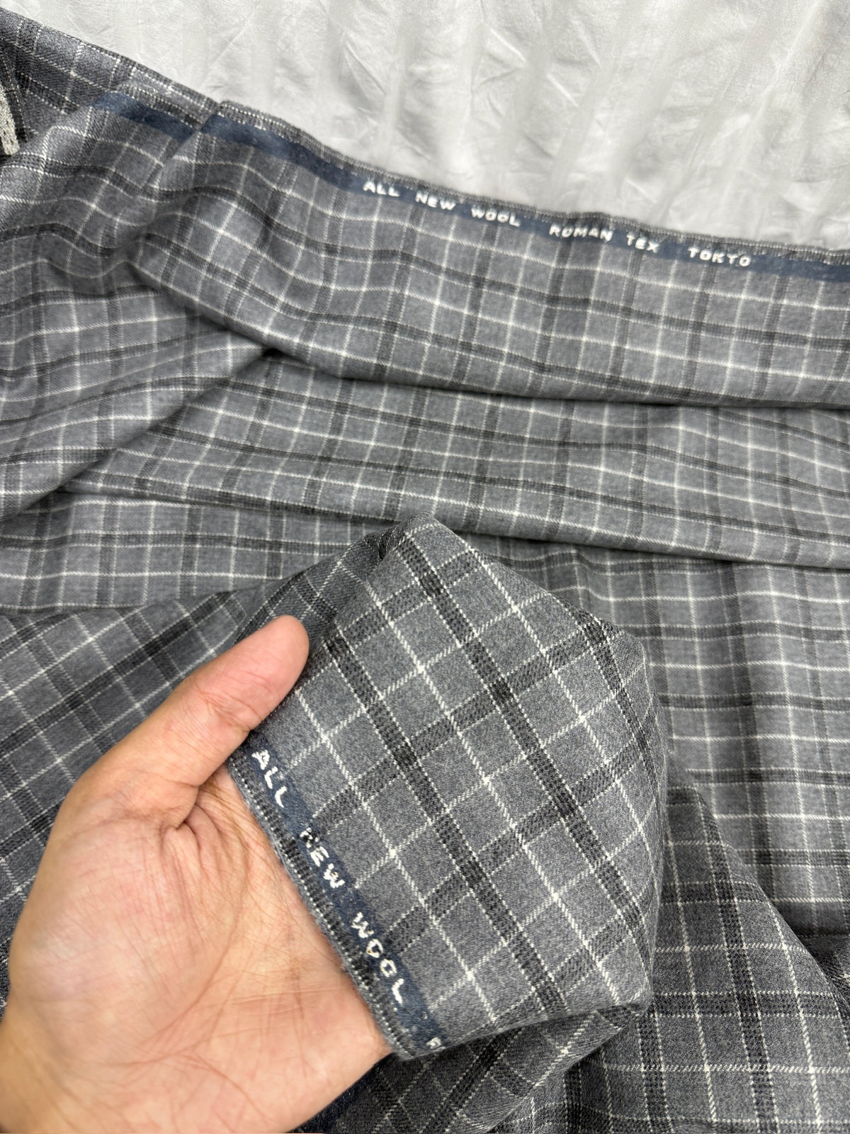 Luxury Wool Waistcoat (Japan/Korea) 51